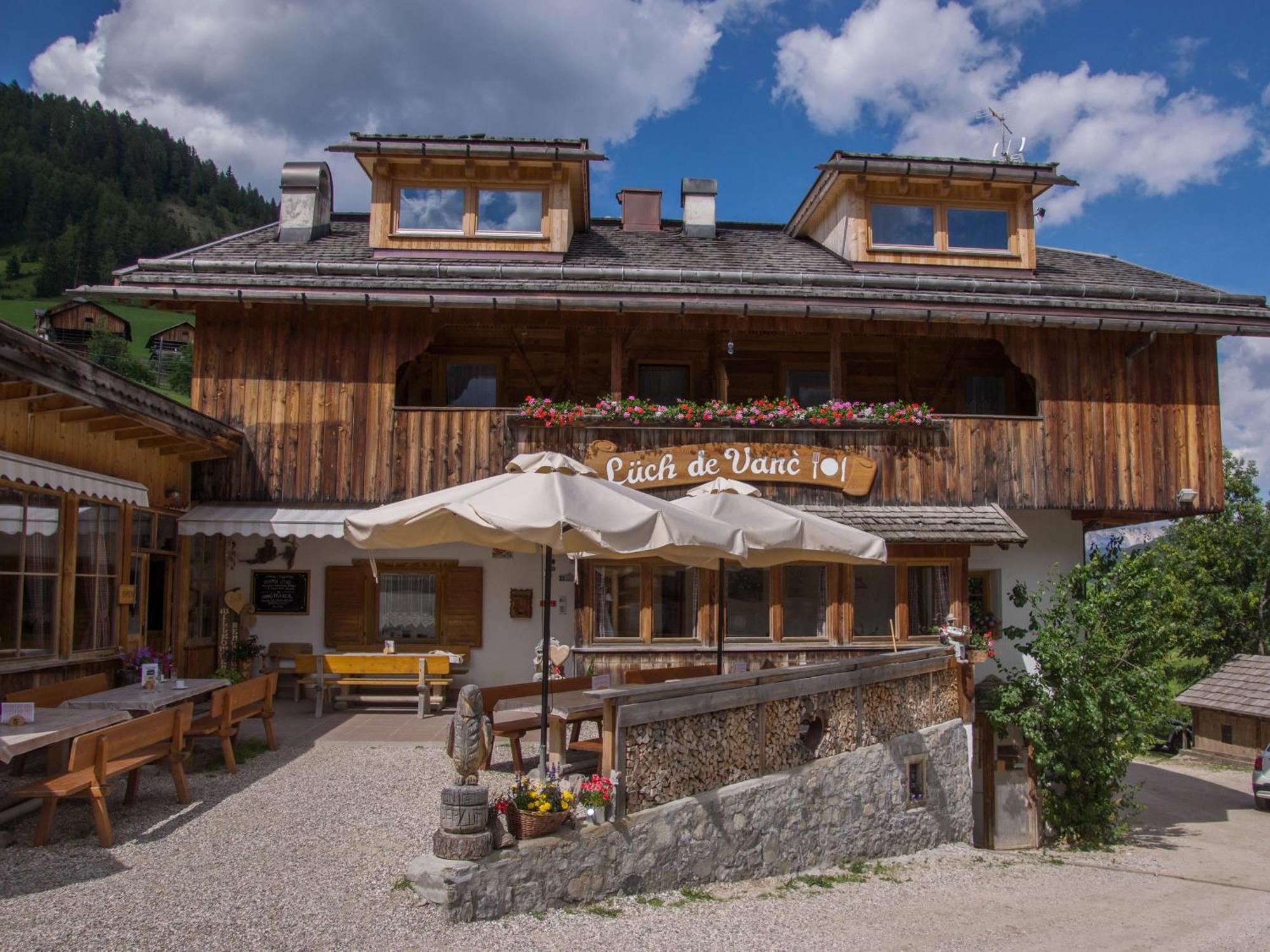 Agriturismo Luech De Vanc San Martino in Badia Dış mekan fotoğraf
