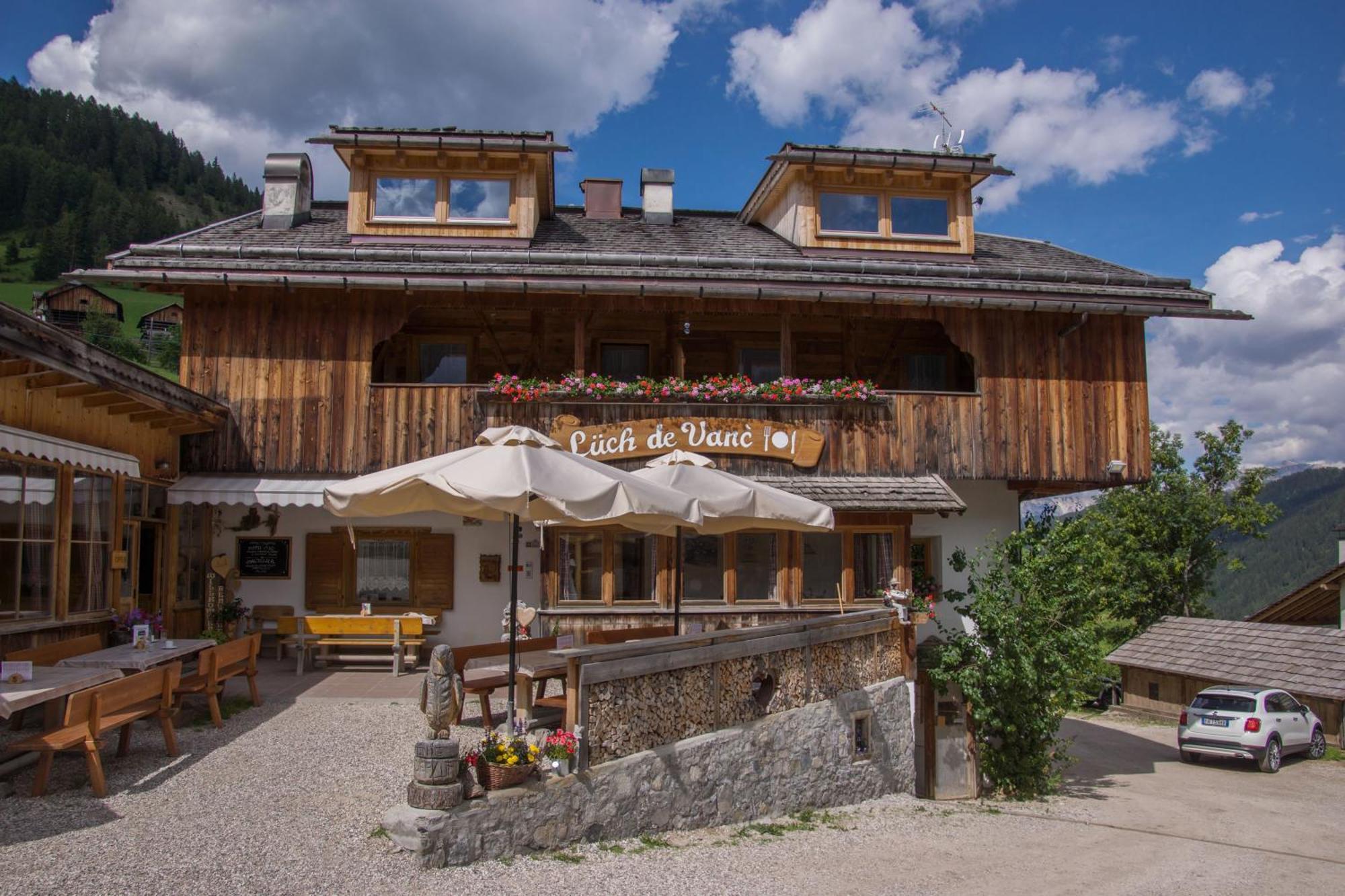 Agriturismo Luech De Vanc San Martino in Badia Dış mekan fotoğraf